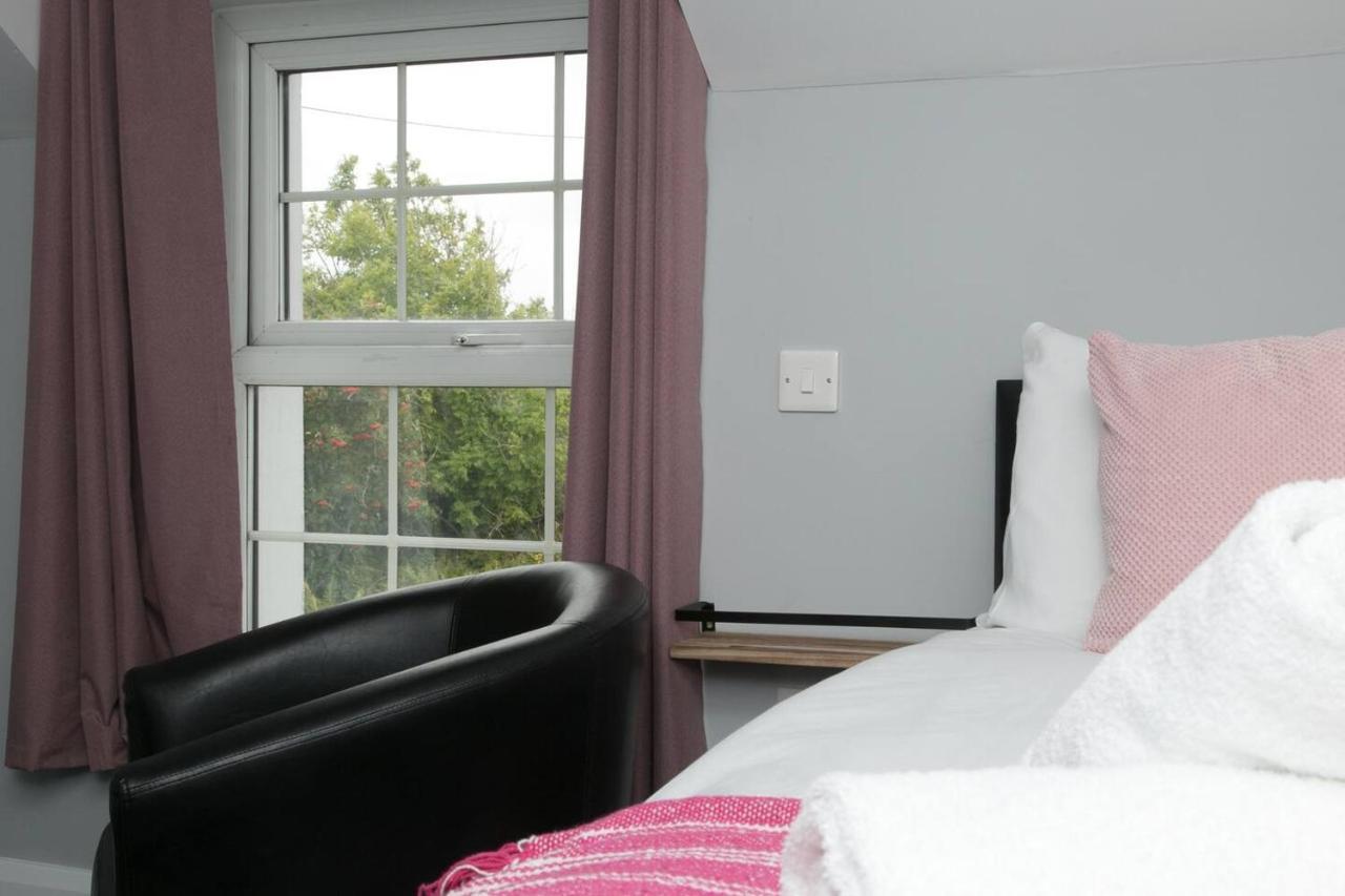 Pass The Keys Modern En-Suite Room In Country Pubrestaurant 2 Llanddona Exterior foto