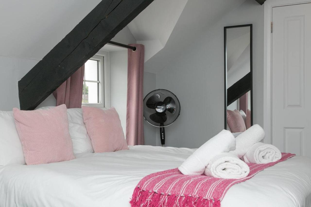 Pass The Keys Modern En-Suite Room In Country Pubrestaurant 2 Llanddona Exterior foto